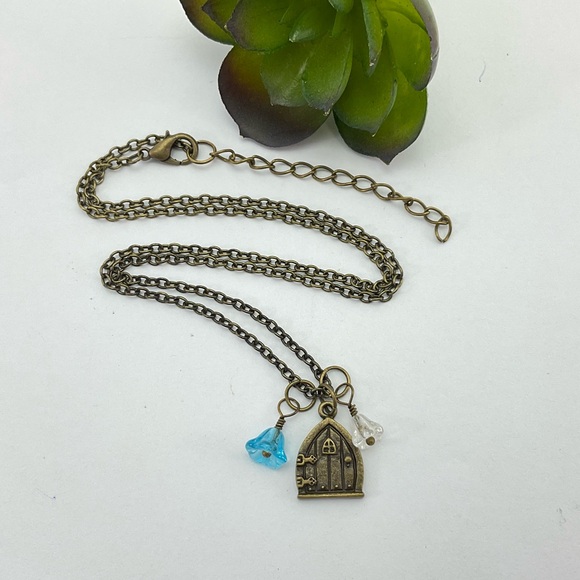 Fairy Door Pendant, Handmade, Hobbit Door with Flowers, Fairy Core, Forest Core - Picture 5 of 9